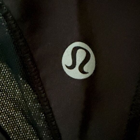 Lululemon black Speed Up high rise black running shorts 8 - Picture 3 of 10